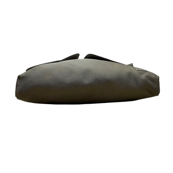 Travelon Women’s Gray Nylon Multiple Pockets Classic Anti-Theft Crossbody Bag - Picture 7 of 16